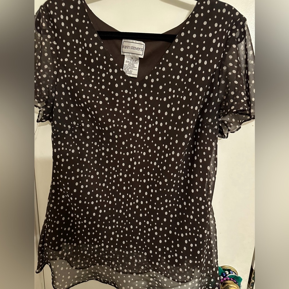 Brown spotted blouse